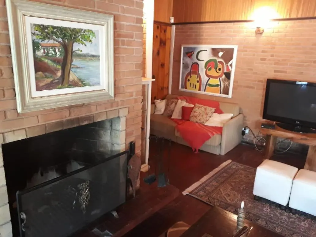 Feriehus Villa Valentina Chales Com Lareira E Churrasqueira Campos do Jordão